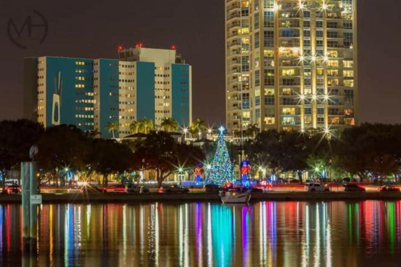 Walk To Everything Downtown Eat - Shop - Play St. Petersburg Luaran gambar